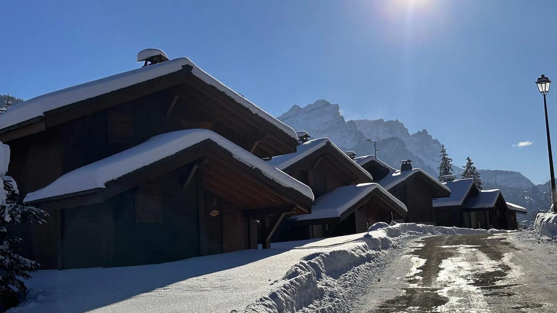 Apartment Appartement 3 Pieces Cabine, 6 Pers, Face Au Spa Et Au Ski Bus, Proche Pistes Et Commodites - Fr-1-572-45 Araches-la-Frasse France